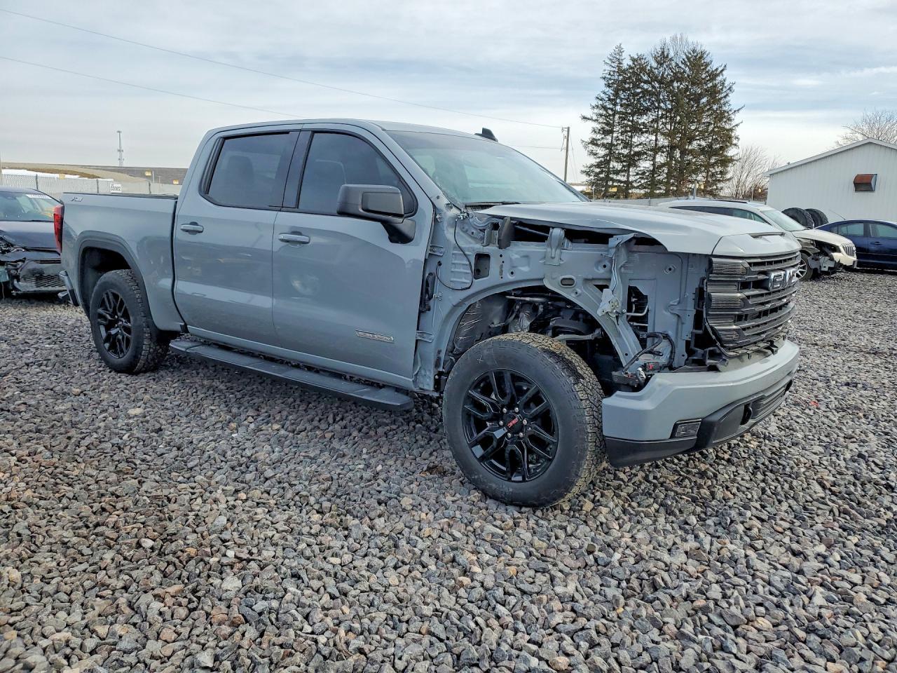 2024 GMC Sierra K1500 Elevation