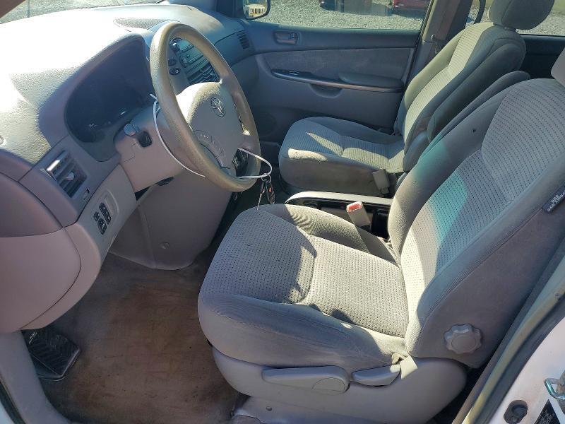 2006 Toyota Sienna ce