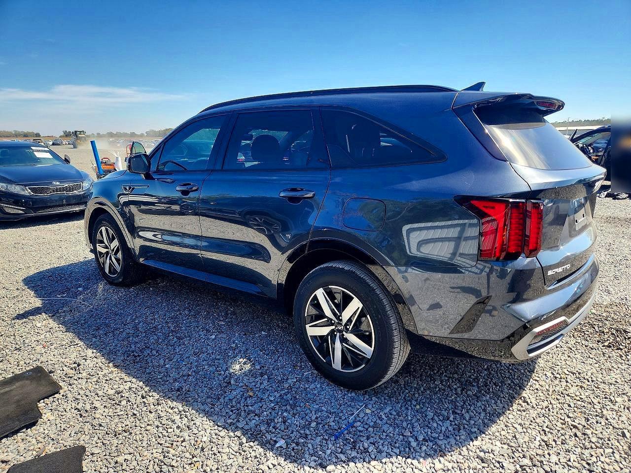 2023 KIA Sorento s