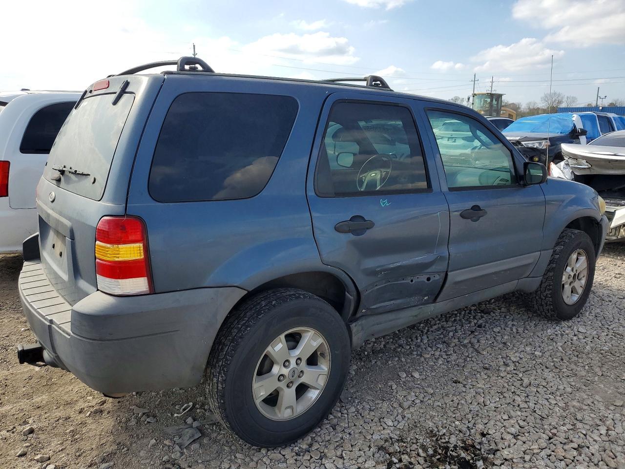 2005 Ford Escape xlt