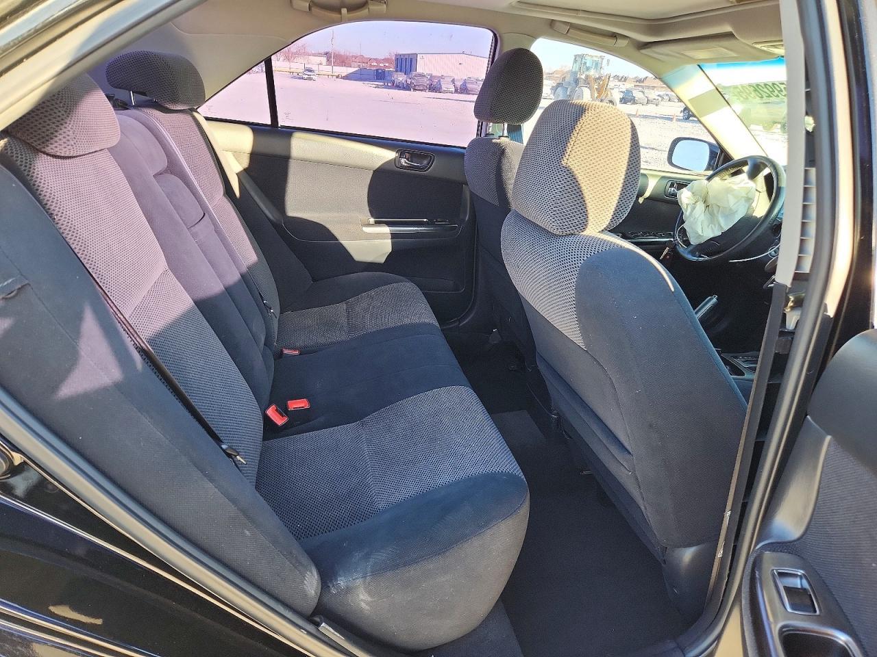 2003 Toyota Camry le