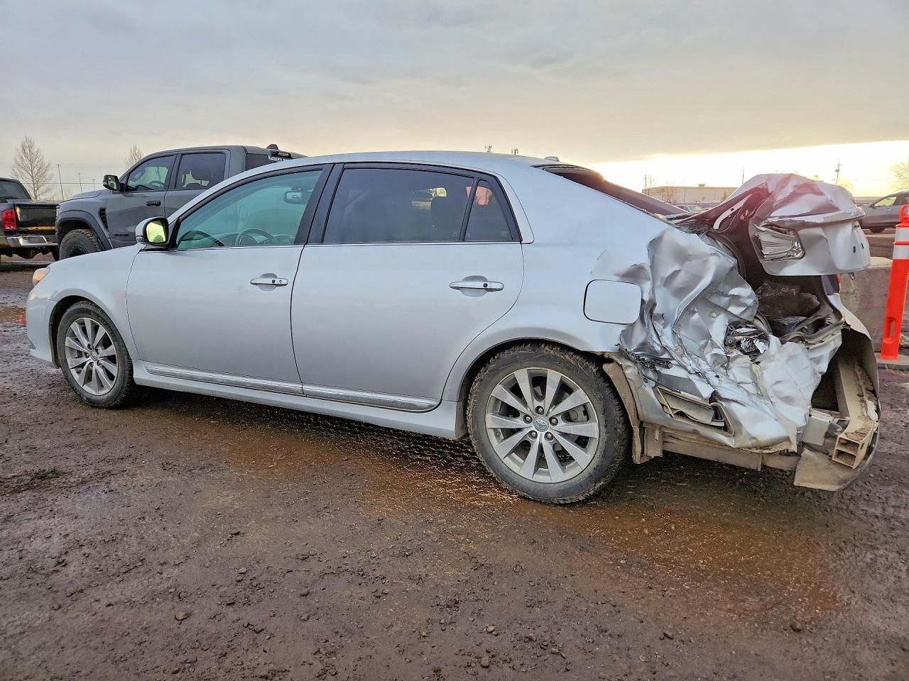 2011 Toyota Avalon Base