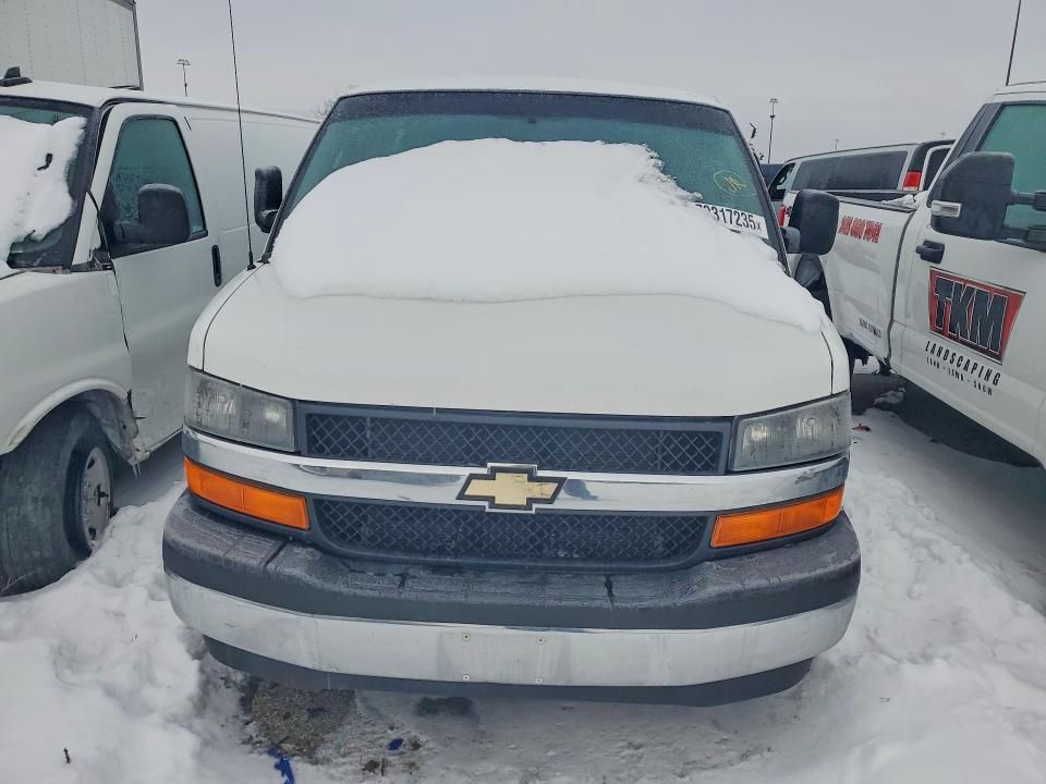 2017 Chevrolet Express G3500 Utility / Service van