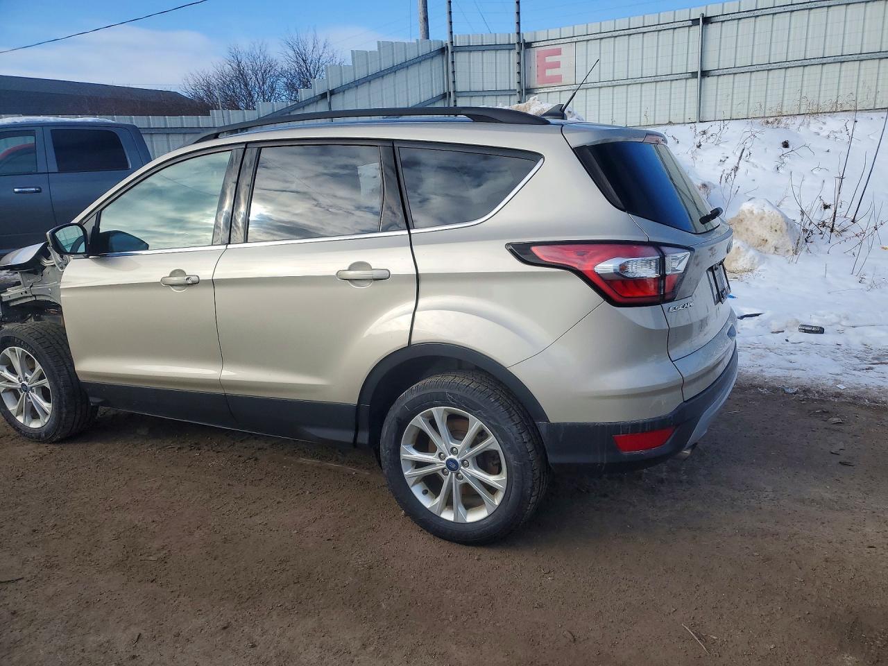 2018 Ford Escape sel