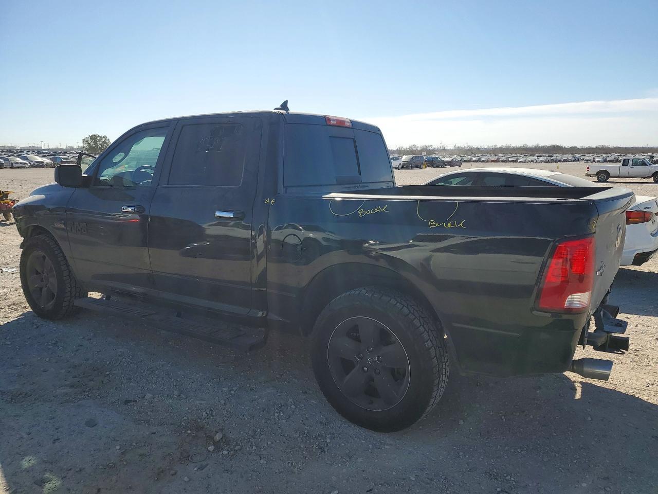 2016 Dodge RAM 1500 SLT