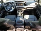 2016 Toyota Highlander le