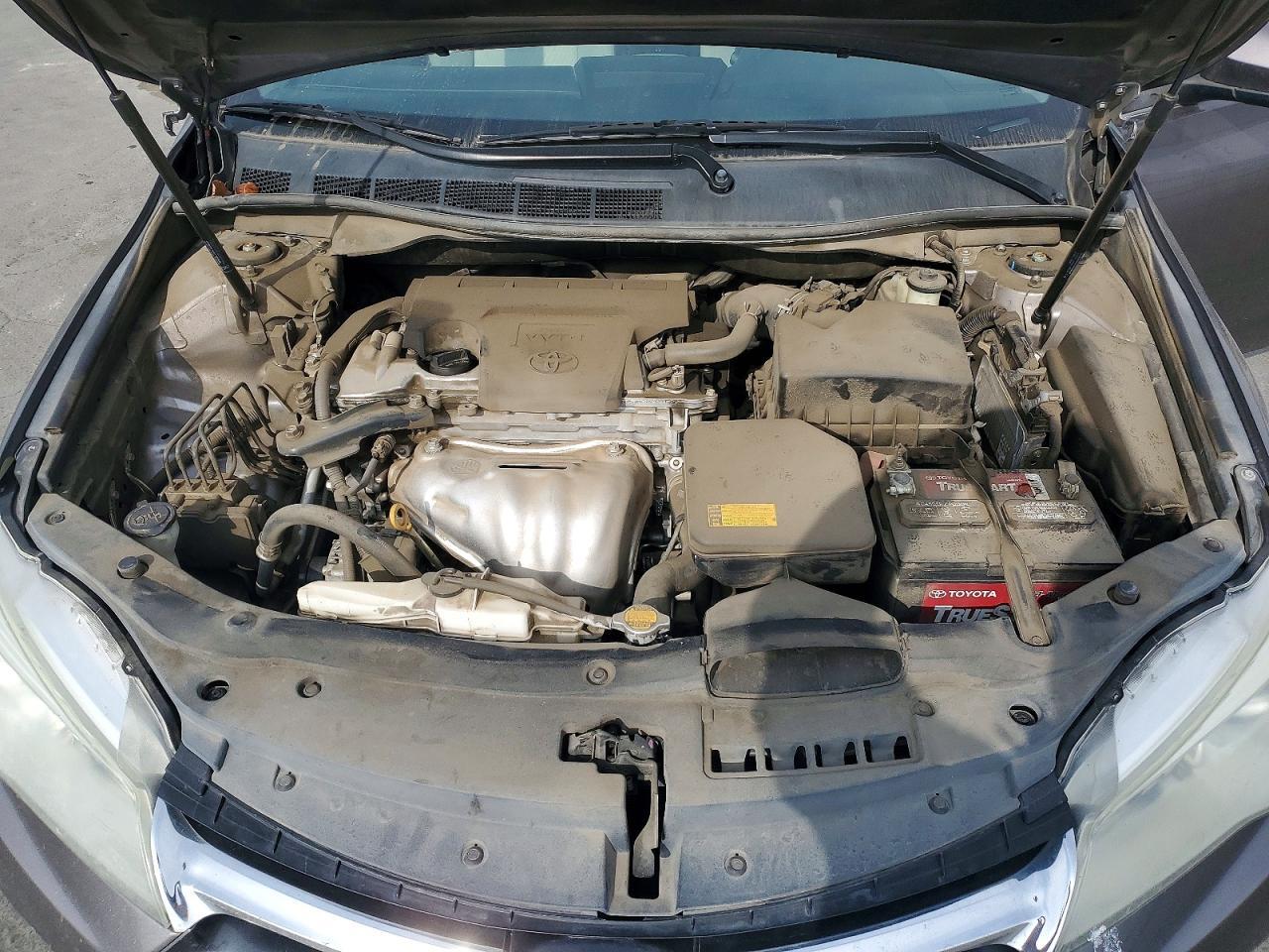 2015 Toyota Camry le