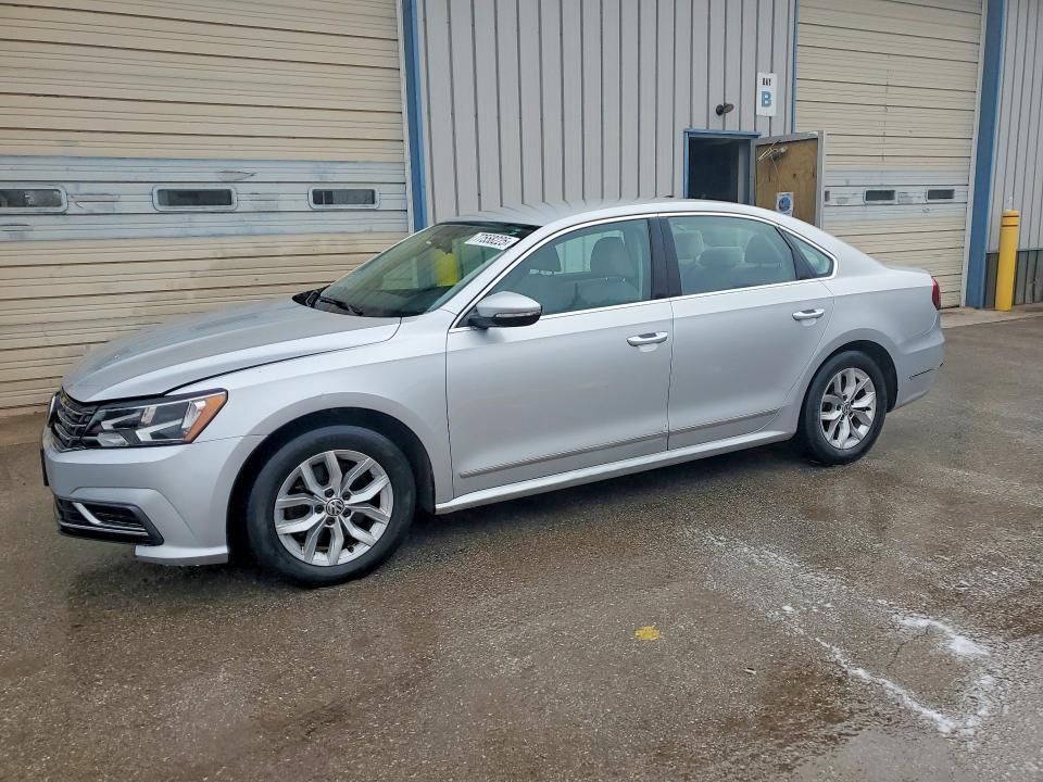 2017 Volkswagen Passat s