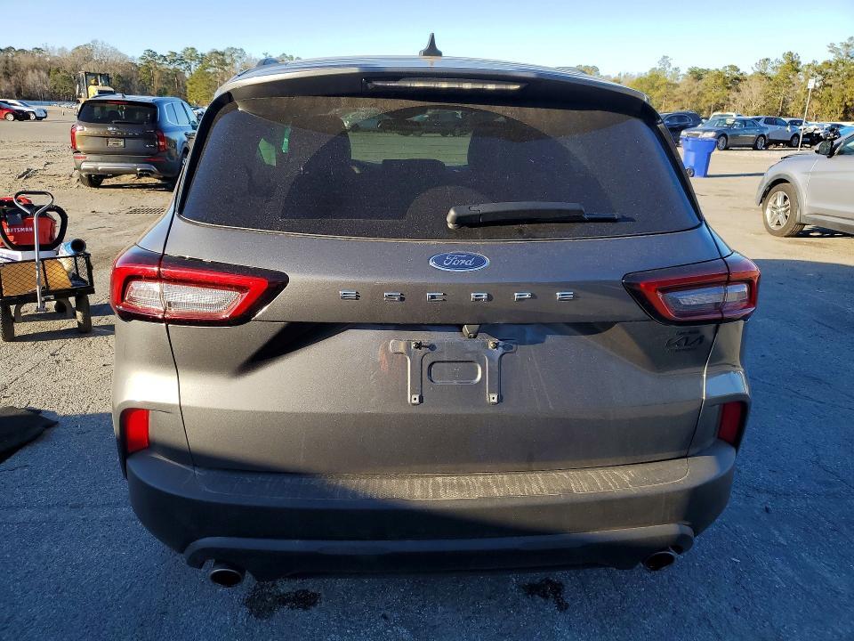 2025 Ford Escape st Line
