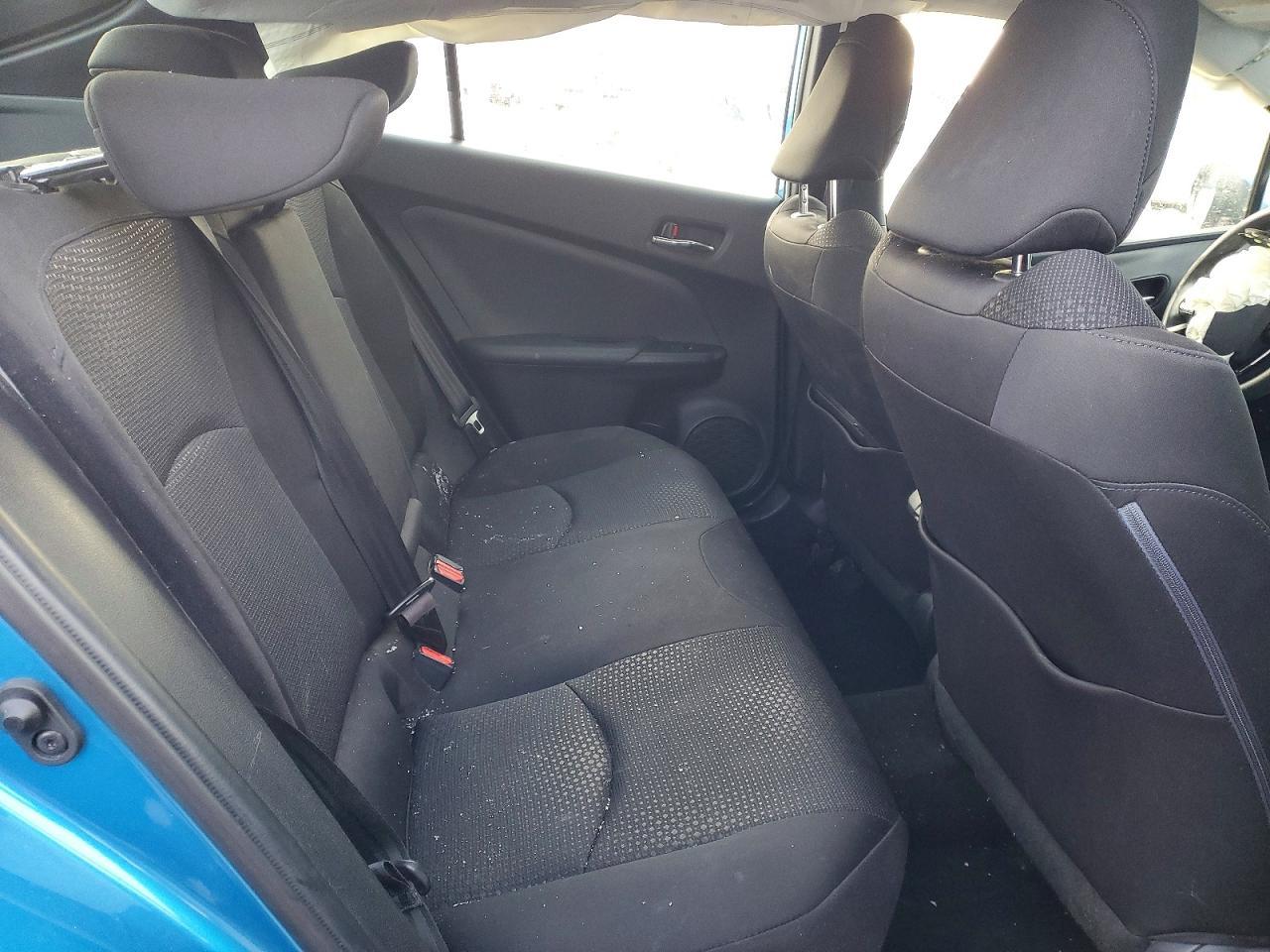 2019 Toyota Prius le Awd-e