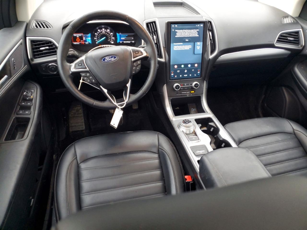 2021 Ford Edge sel