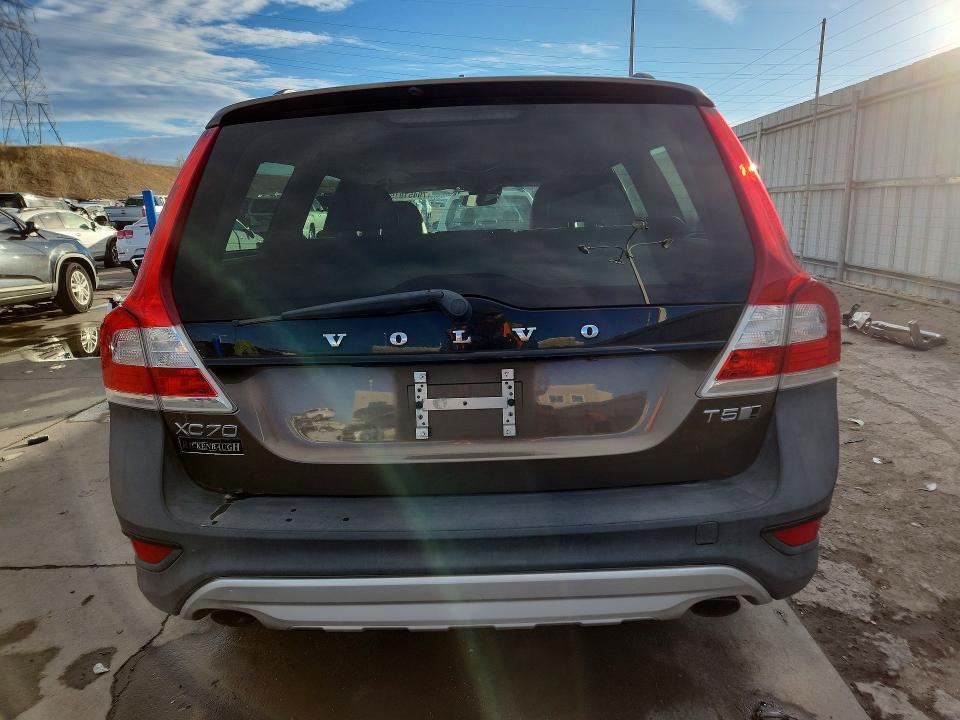 2016 Volvo Xc70 T5 Classic Premier