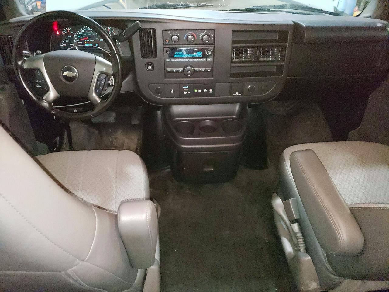 2018 Chevrolet Express G3500 LT