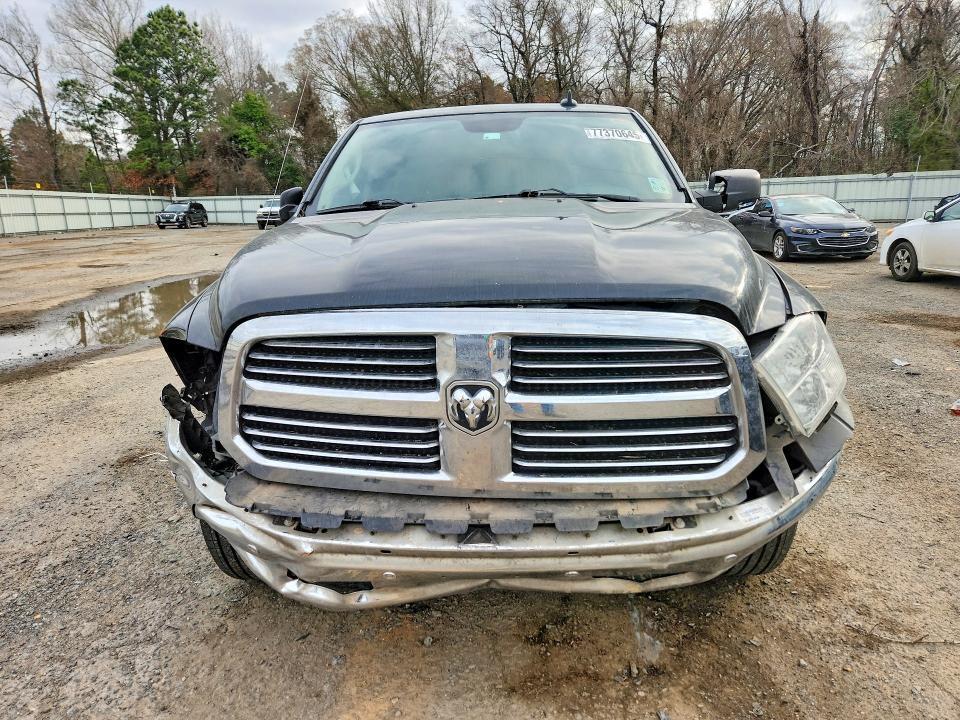 2017 Dodge Ram 1500 slt