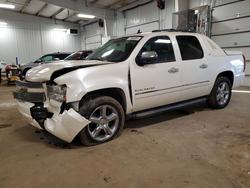 Vehiculos salvage en venta de Copart Ham Lake, MN: 2011 Chevrolet Avalanche LTZ
