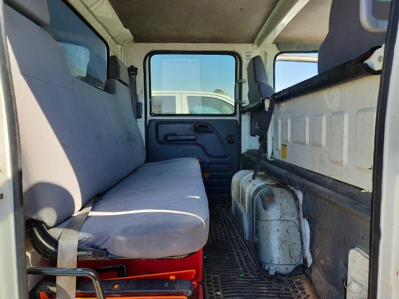 2019 Isuzu Npr hd Crew cab Flatbed Truck