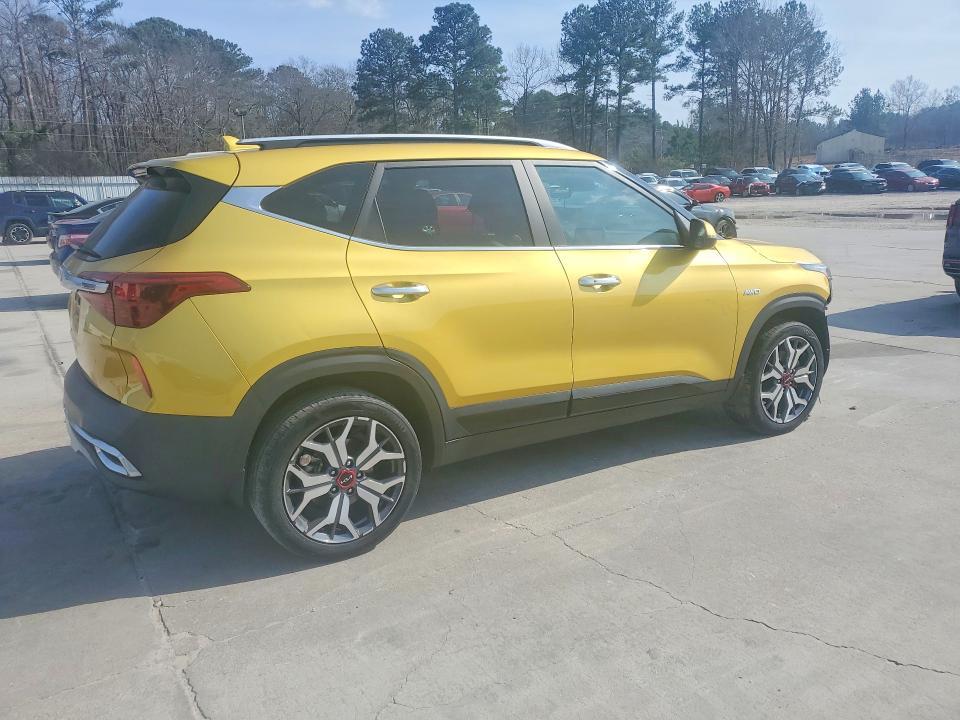2023 KIA Seltos sx