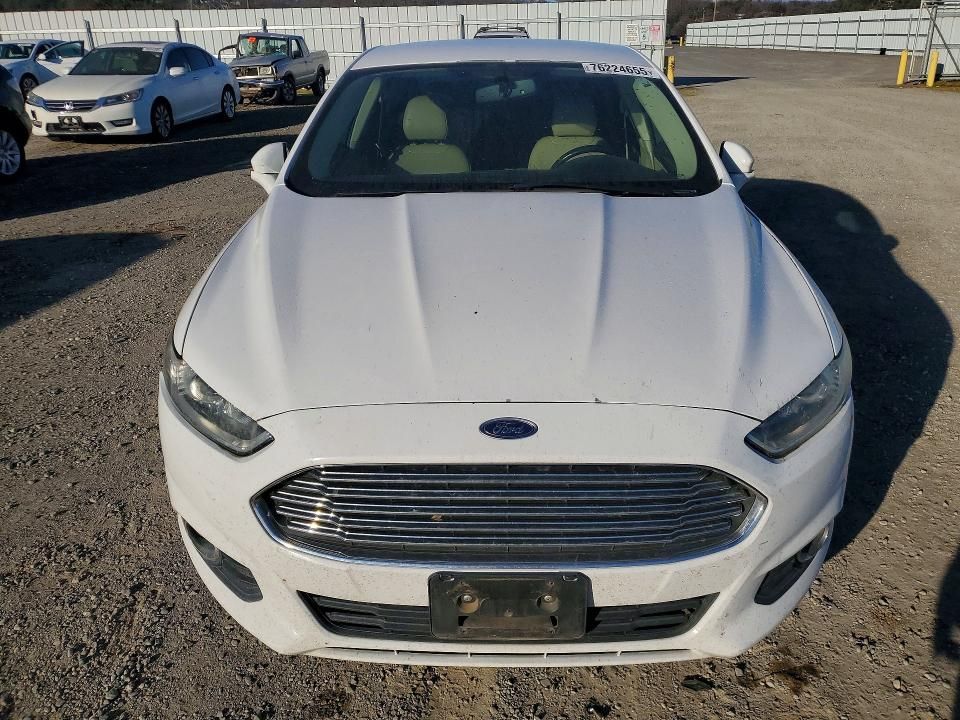 2013 Ford Fusion se