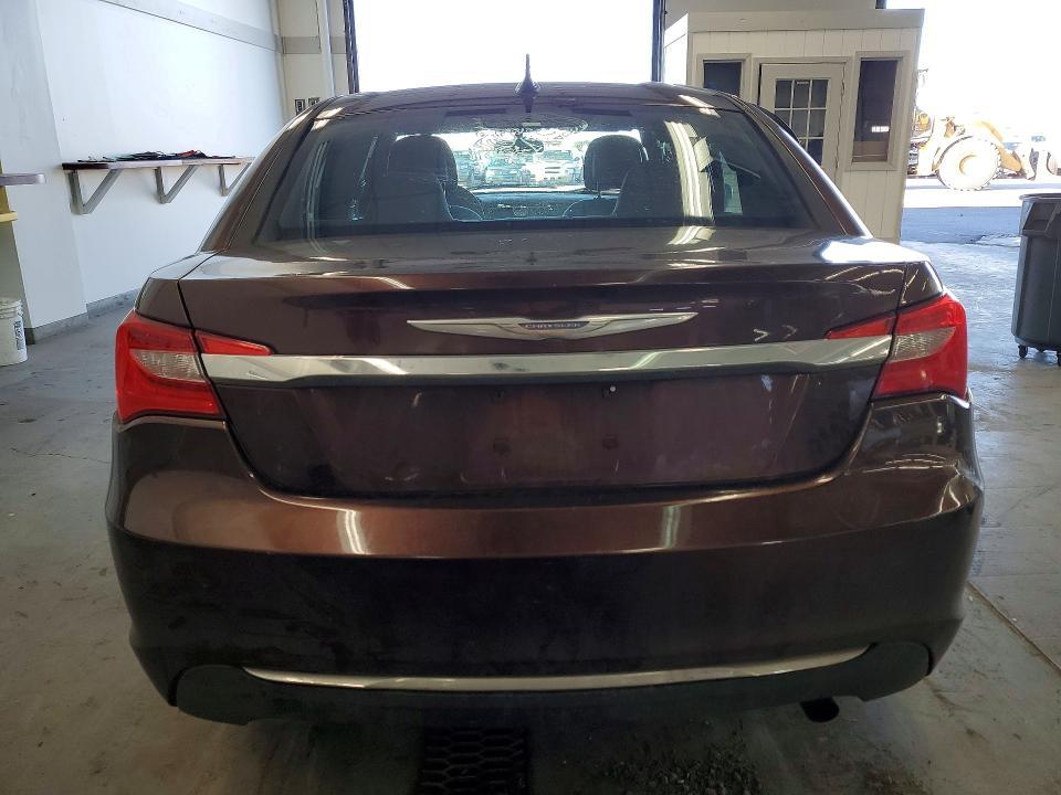 2013 Chrysler 200 Touring