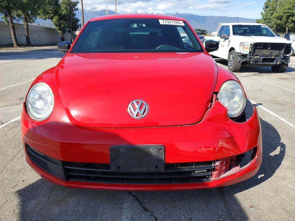 2013 Volkswagen Beetle