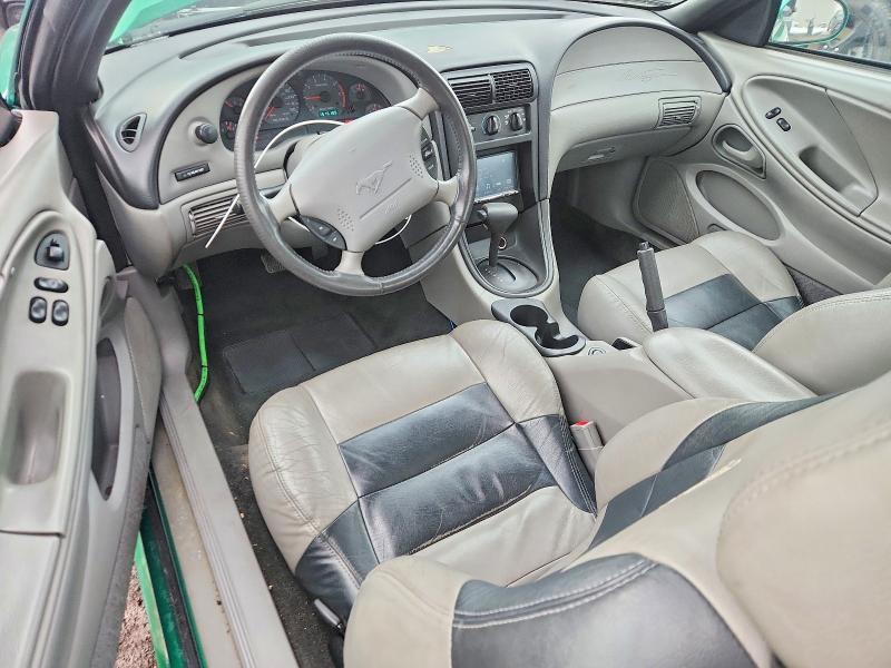 2000 Ford Mustang