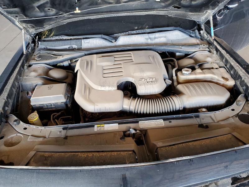 2014 Dodge Challenger sxt