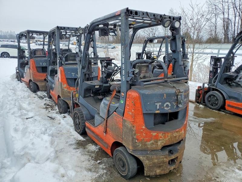 2014 Toyt Forklift-forklift