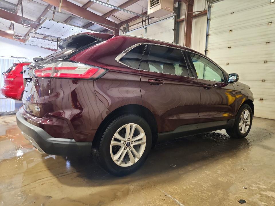 2019 Ford Edge sel