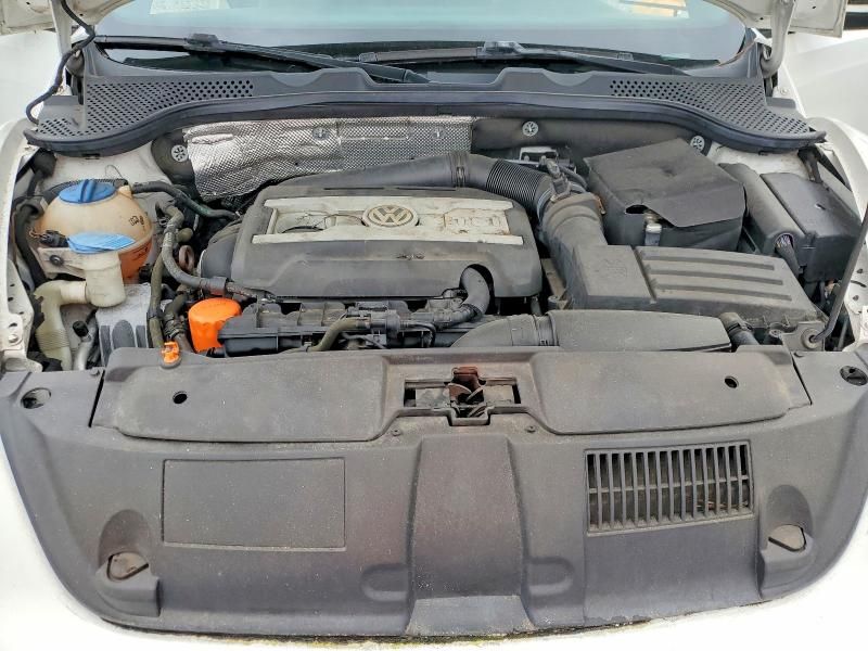 2012 Volkswagen Beetle Turbo