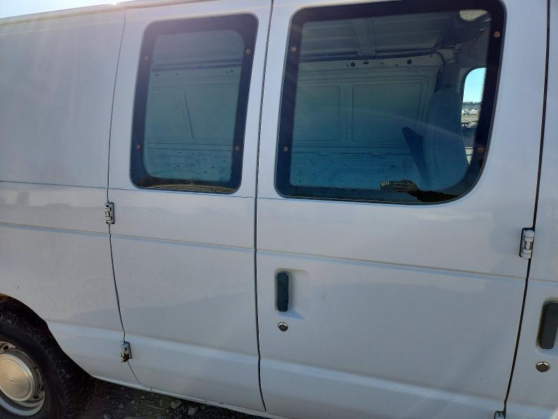 2000 Ford Econoline E150 Van