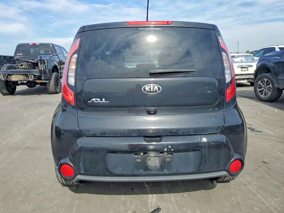 2016 KIA Soul +