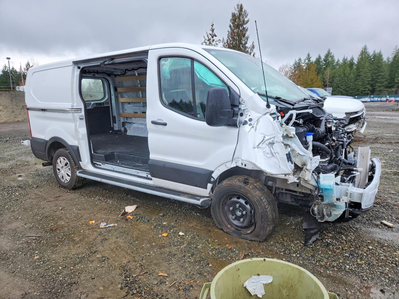 2025 Ford Transit T-250