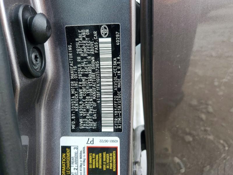 2016 Toyota Camry le
