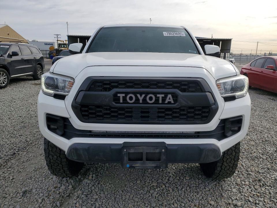 2017 Toyota Tacoma Double cab