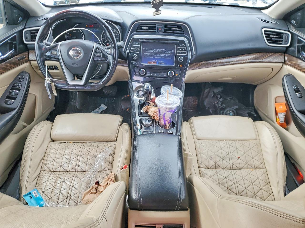 2017 Niss Maxima 3.5s