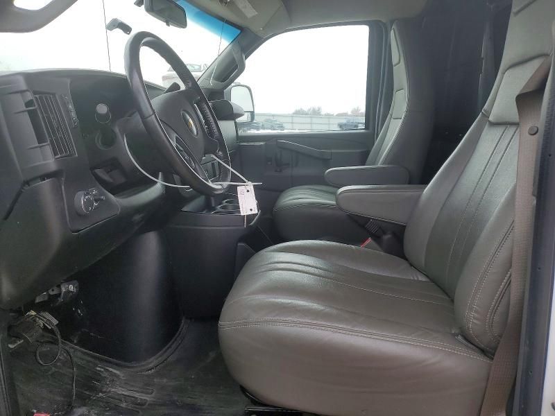 2021 Chevrolet Express G2500
