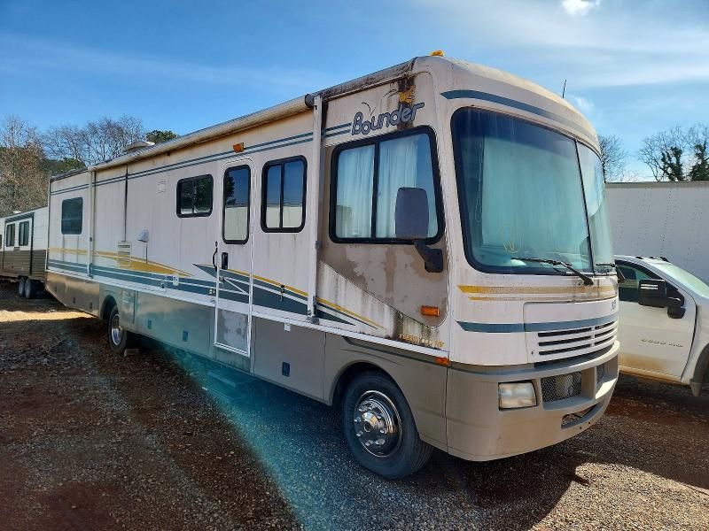 2003 Wrkh 2003 Workhorse Custom Chassis Motorhome Chassis W2