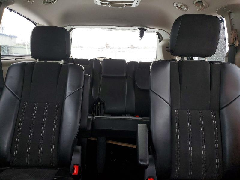 2014 Chrysler Town & Country Touring l