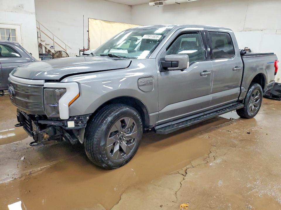 2023 Ford F150 Lightning PRO