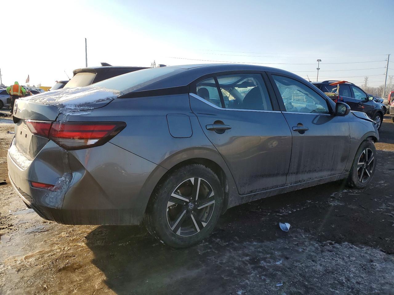 2025 Nissan Sentra sv