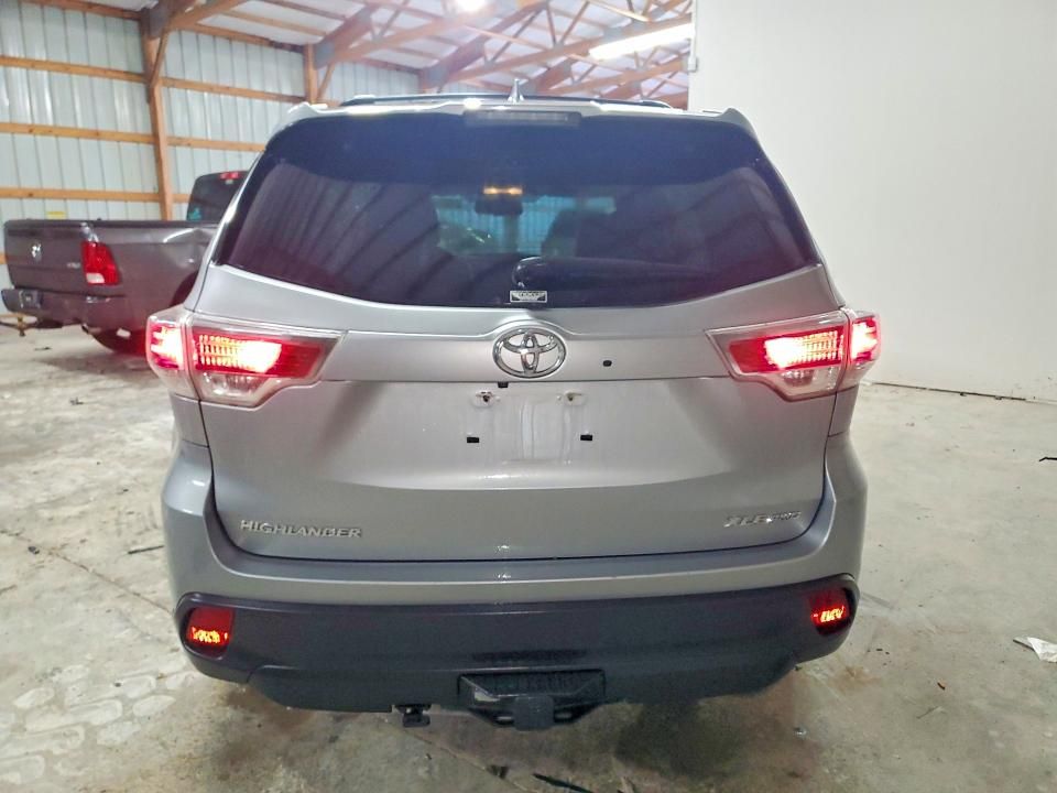2015 Toyota Highlander xle