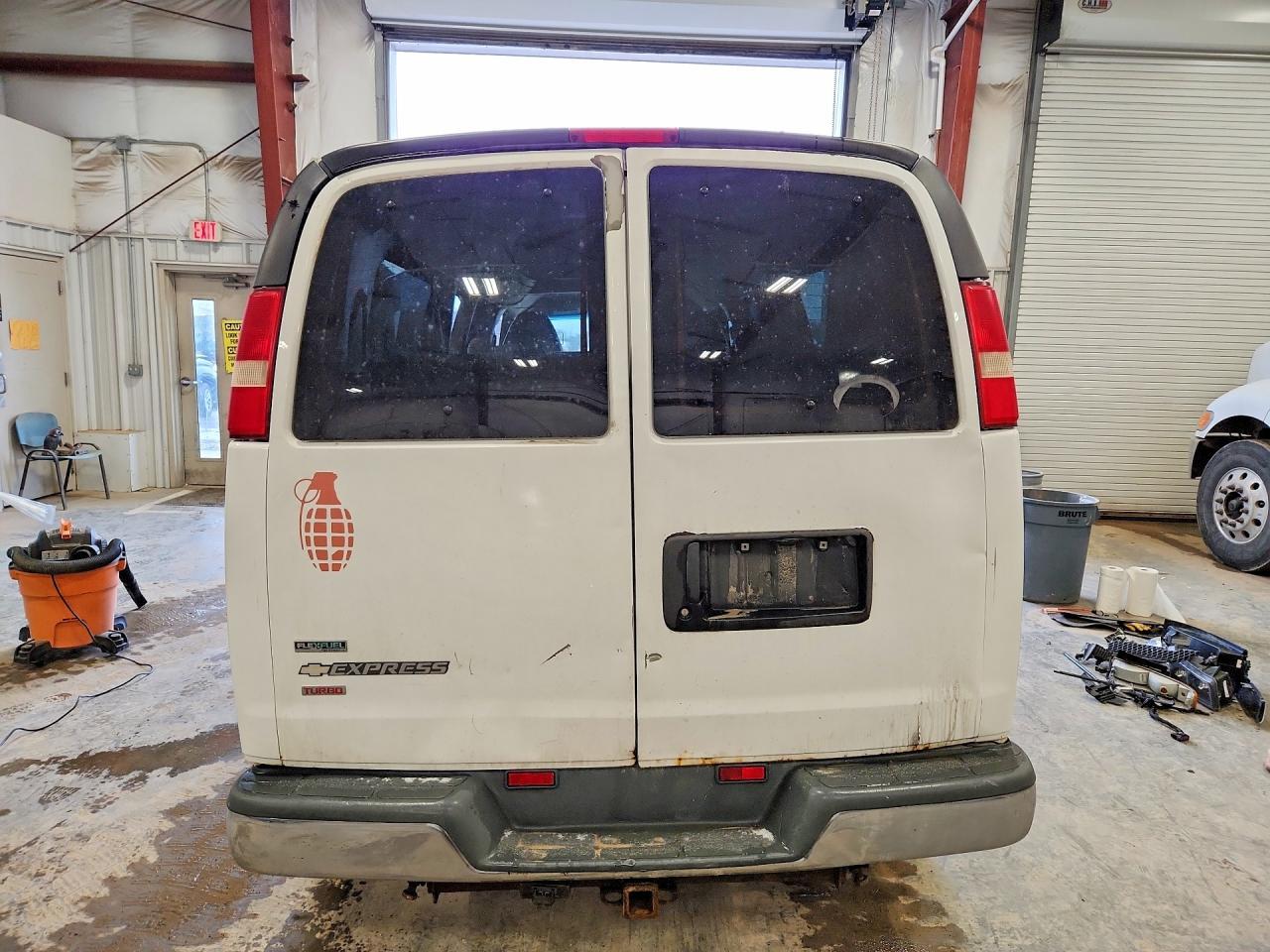 2011 Chevrolet Express G3500 LT