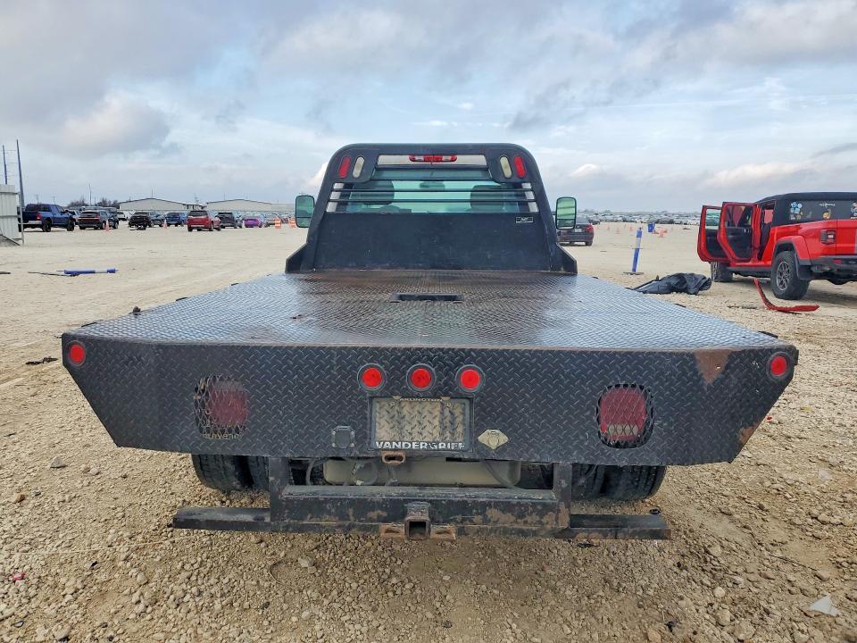 2014 Chev Rolet Silverado Flatbed Truck