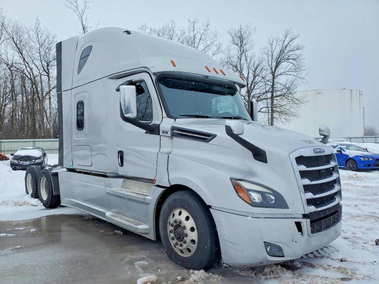 2020 Freigliner 2020 Freightliner Cascadia 1-Semi Truck