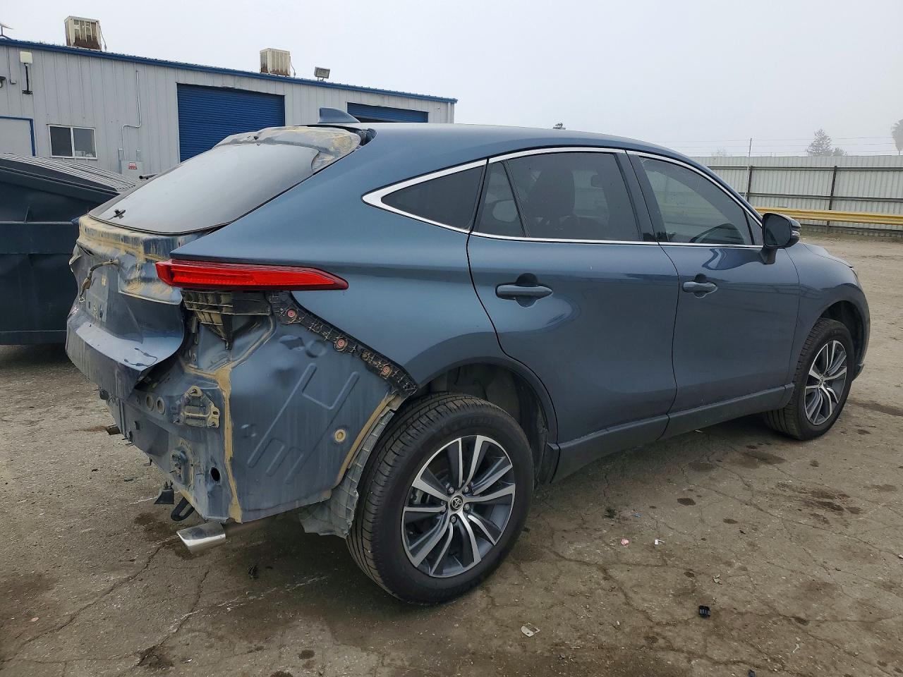 2024 Toyota Venza le