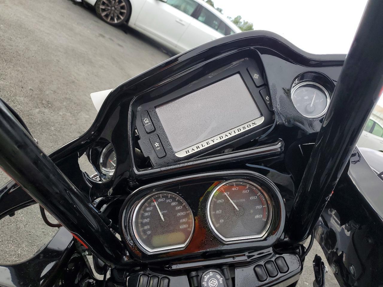 2018 Harley-Davidson Fltrxs Road Glide Special