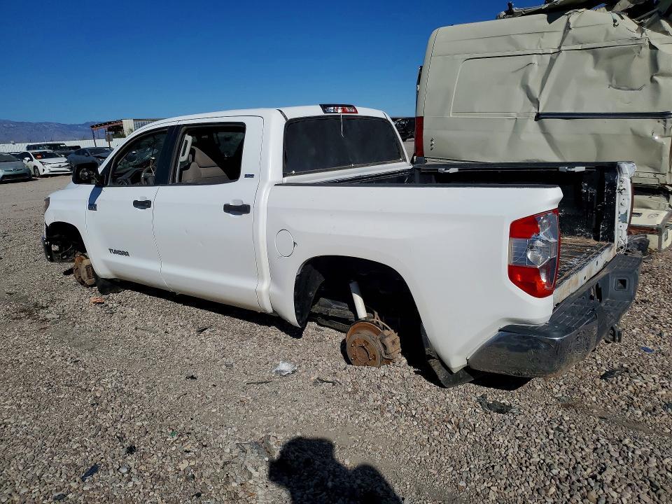 2016 Toyota Tundra Crewmax SR5