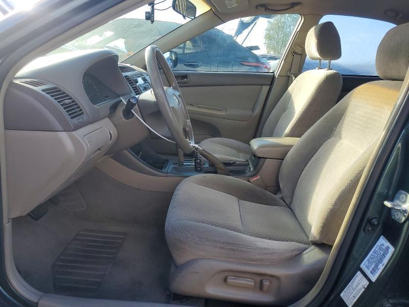 2003 Toyota Camry le