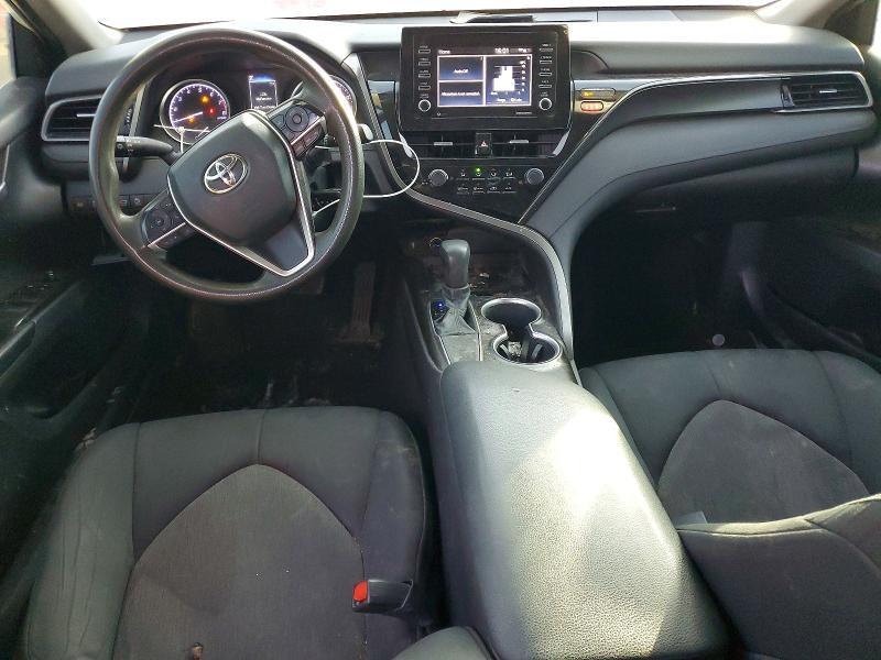 2021 Toyota Camry le