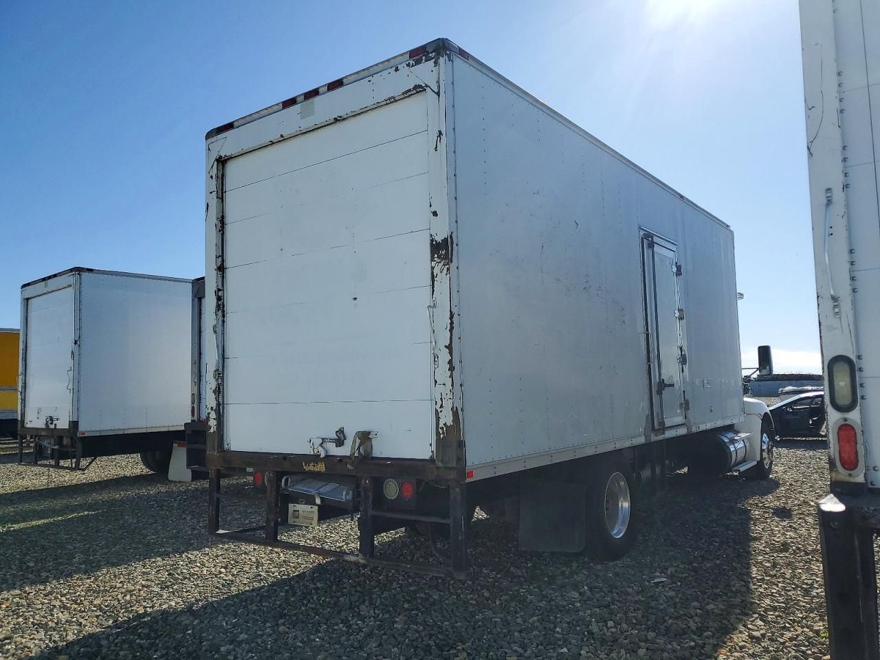 2011 Kenworth T370 Refrigerated BOX Truck